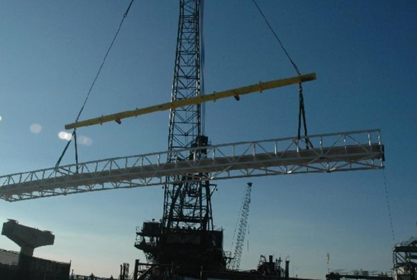 Colman Docks Footbridge SPS bridge deck being lifted into place