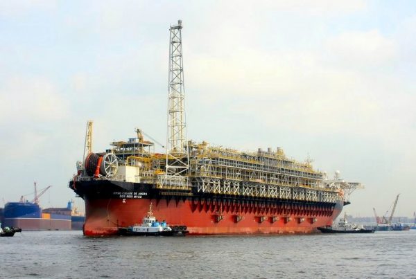 FPSO CIADADE DE ANGRA DOS REIS/ MV22 side shell impact protection using Sandwich Plate System