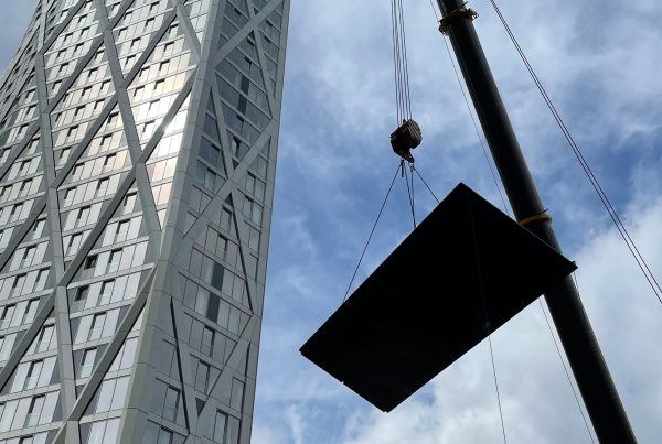 Pedestrian Bridge in Canary Wharf 2022