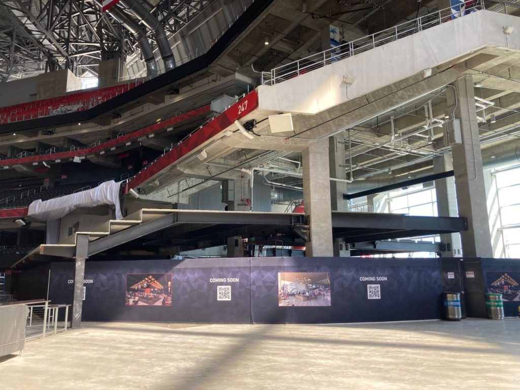 Mercedes Benz Stadium Gallagher Lounge 3